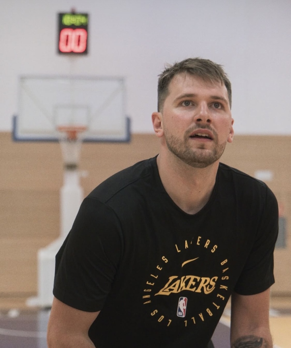 姆巴佩巅峰对决，东契奇与40激战阿森纳分钟，爆冷胜负难料！